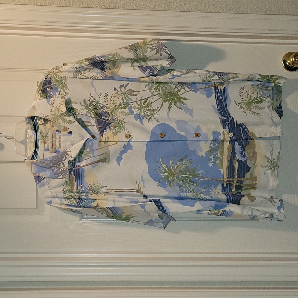 Tommy Bahama Shirt